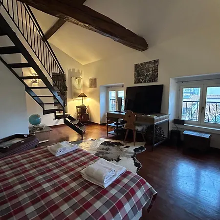 Casa Tiare, Artsy Zona Brera Moscova Apartmán
